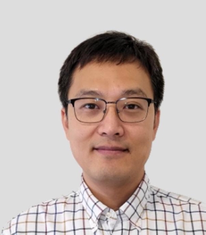 Dr Yong Jeong